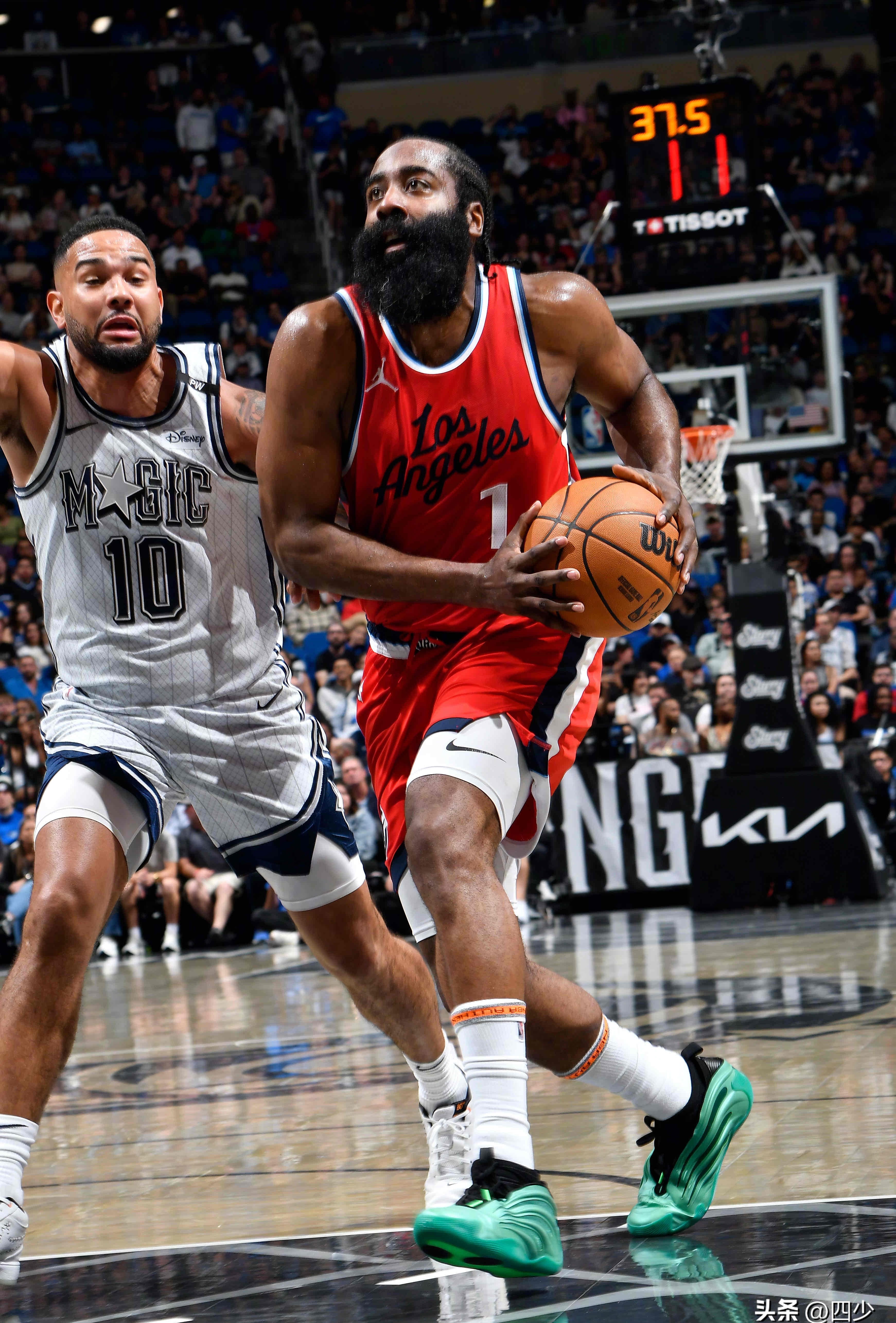 关于今夜洛杉矶快船备战NBA总决赛，内部沟通细节曝光，赛场秩序良好，医务组通报恢复的信息