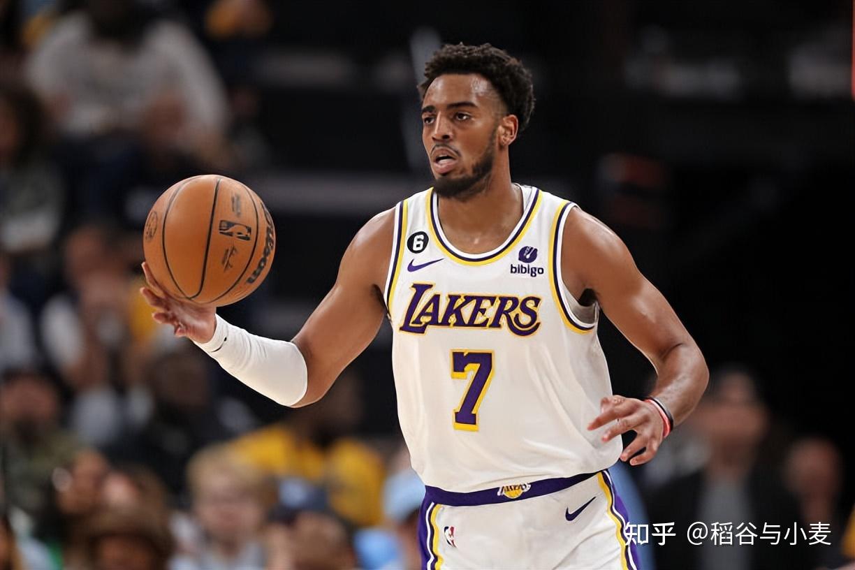 包含德甲倒计时；印第安纳步行者加时末段状态回暖；细节引发关注；话题不断；赛季目标并未改变的词条